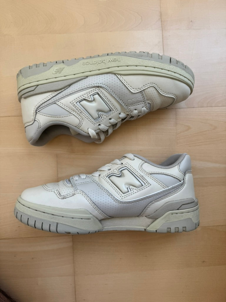 Auralee New Balance 550 Sneaker