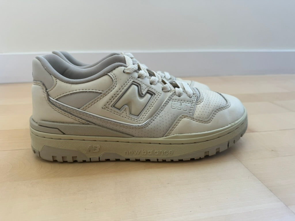 Auralee New Balance 550 Sneaker